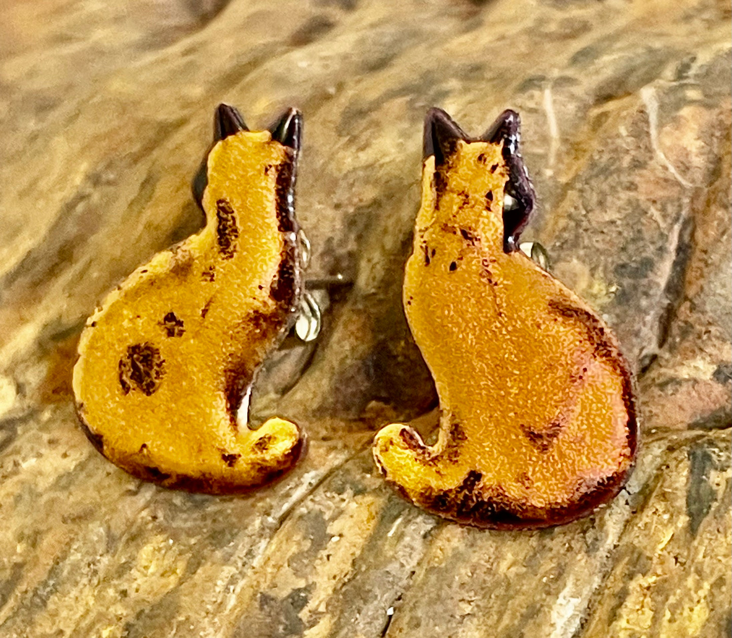 Little Cats Posting Up in Black Enamel