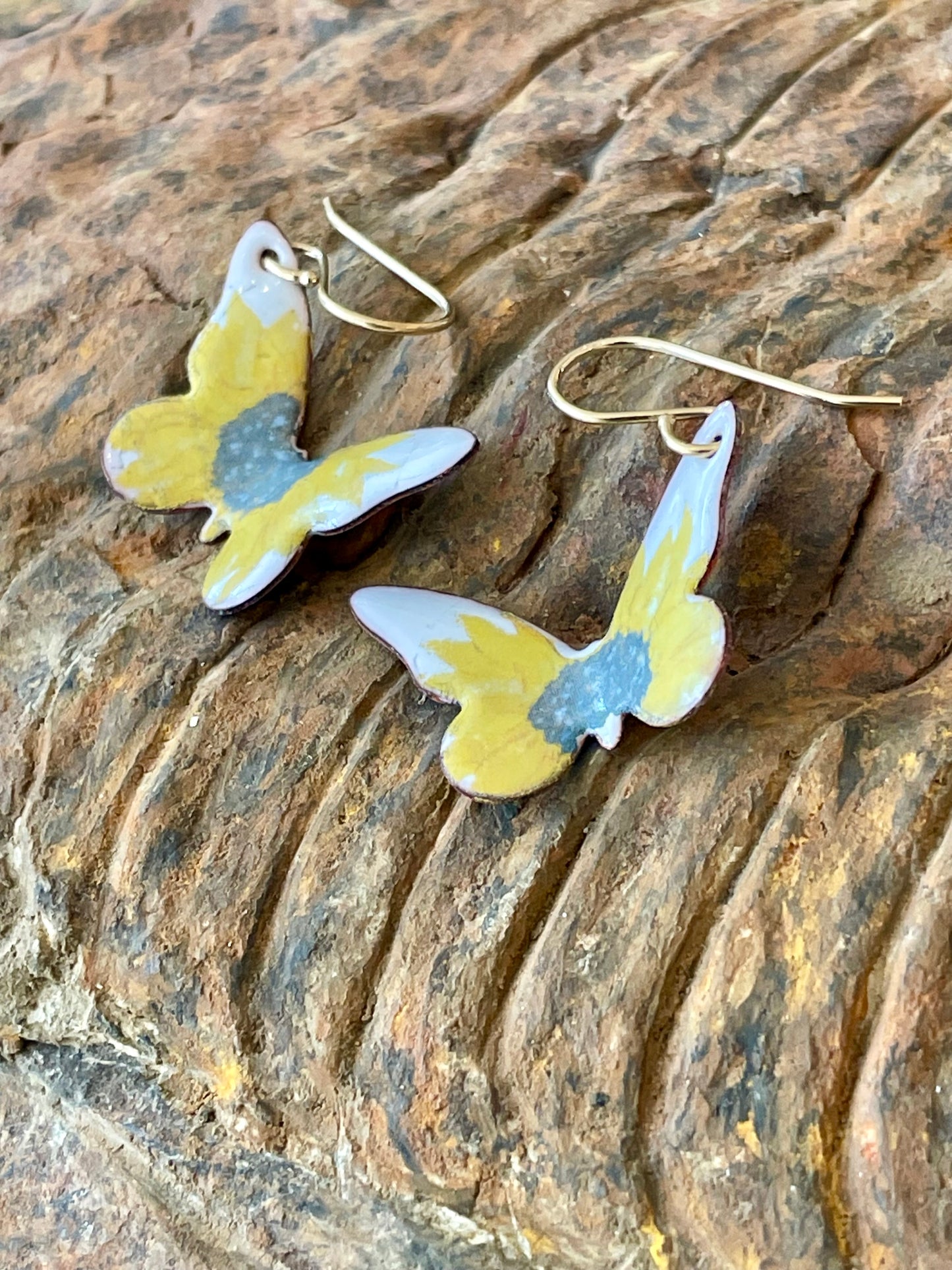 Fluttering flutterbyes